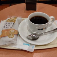 Photo taken at Doutor Coffee Shop by もり M. on 1/26/2023