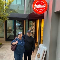 11/24/2019 tarihinde Jeremy F.ziyaretçi tarafından Milkbomb Ice Cream'de çekilen fotoğraf
