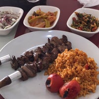 Photo taken at Erzurum Cağ Kebabı by Hakan on 5/8/2019