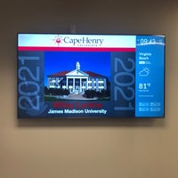 Foto tomada en Cape Henry Collegiate  por 🌴 Julie W. el 7/26/2021