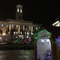 Foto tomada en Чернівецька міська рада / Chernivtsi City Council  por Carina E. el 12/26/2016