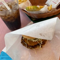 Photo taken at MOS Burger by みなみ 東. on 11/19/2022