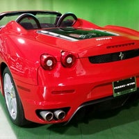 6/8/2015에 Deven N.님이 Penske-Wynn Ferrari/Maserati에서 찍은 사진