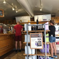 Photo taken at The Coffee Bean &amp;amp; Tea Leaf by Florian S. on 8/17/2018