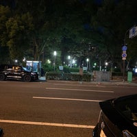 Photo taken at Utsubo Park (East) by たけ ばすこ だ on 11/24/2020