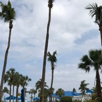 2/16/2017 tarihinde Debora J.ziyaretçi tarafından Melia Nassau Beach - Main Pool'de çekilen fotoğraf