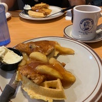 Photo taken at Blueberry Hill Family Restaurant by Mia B. on 1/23/2019