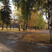 Photo taken at ПКиО Нефтехимиков by Elvina M. on 10/1/2014