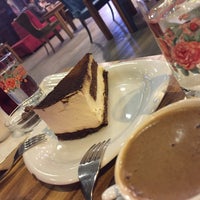 Photo taken at Vivasis Cafe by Şeyma Aksu on 5/23/2017