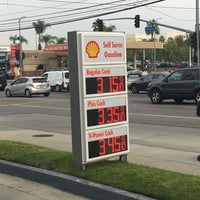 Photo taken at Shell by Robert H. on 8/28/2022