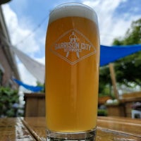 Photo taken at Garrison City Beerworks by Darcie B. on 5/27/2022