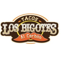 Das Foto wurde bei Tacos Los Bigotes von Tacos Los Bigotes am 4/14/2015 aufgenommen