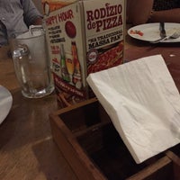 Photo taken at Pizza Hut by Samuel R. on 4/23/2016