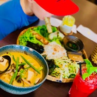 Photo taken at Hum vegan cuisine by Mariana💃🏼 on 8/8/2019