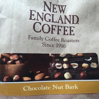 Foto scattata a New England Coffee Company da Timothy B. il 6/29/2016