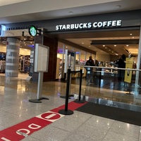 Photo taken at Starbucks by Namchul S. on 2/3/2023