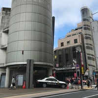 Photo taken at 新宿警察署 歌舞伎町交番 by Namchul S. on 10/7/2017