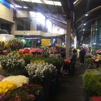 Photo taken at Mercado de Flores by Akinori T. on 2/8/2020