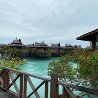 Photo taken at Mabul Water Bungalows by Bonnie L. on 10/16/2022