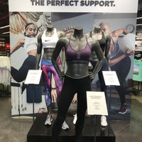 nike outlet tejon ranch