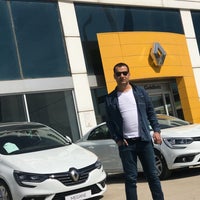 Foto diambil di Renault TARANDİR Otomotiv oleh Mahmut CzR pada 9/24/2018