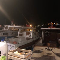 Das Foto wurde bei Köşem Restaurant von Aclya G. am 8/17/2019 aufgenommen