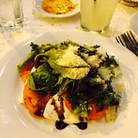 Photo taken at Bravo! Cucina Itailiana by Yuliya on 9/19/2015