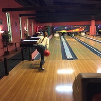 Photo taken at Equinoxe Bowling by Katrin Y. on 11/17/2015
