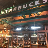 Photo taken at Starbucks by Artur P. on 8/31/2017