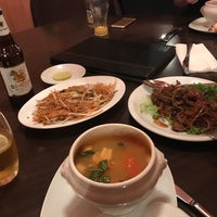 3/25/2017 tarihinde Karina3103ziyaretçi tarafından Restaurant Chez Zhong'de çekilen fotoğraf