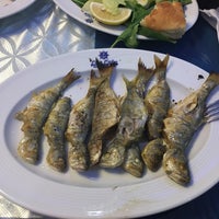 Foto scattata a Laz Oğlu Balık Restaurant da HaLil🔱⚜️ il 10/20/2017