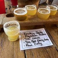 Photo taken at Crane Brewing Company by Rupert P. on 9/24/2022