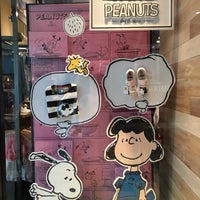oakridge mall vans