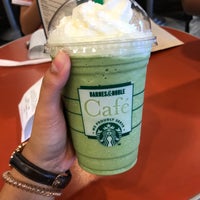 Photo taken at Starbucks by Cherlyn🐰💕 on 8/25/2018