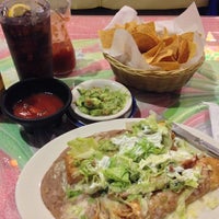 Снимок сделан в El Tapatio Mexican Restaurant пользователем Brian P. 9/24/2013