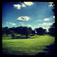 Снимок сделан в Dunham Hills Golf Club пользователем Leah L. 6/3/2013