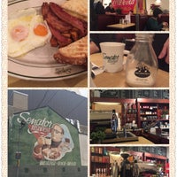 1/3/2016 tarihinde Amelia Z.ziyaretçi tarafından The Senator Restaurant'de çekilen fotoğraf