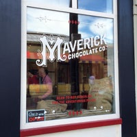 รูปภาพถ่ายที่ Maverick Chocolate Co. โดย Andy G. เมื่อ 12/6/2014
