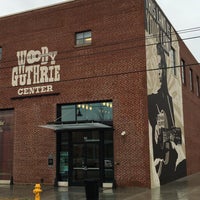 Foto tirada no(a) Woody Guthrie Center por Andy G. em 3/21/2016