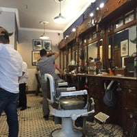 7/2/2015 tarihinde @JaumePrimeroziyaretçi tarafından Neighborhood Cut and Shave Barber Shop'de çekilen fotoğraf