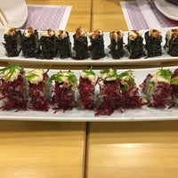 Photo taken at Sushi Itto by Aisslinn C. on 10/3/2018
