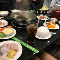 Photo taken at Hot Pot Inter Buffet by buso on 7/18/2018