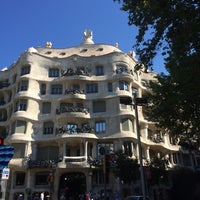 Foto scattata a La Pedrera (Casa Milà) da S K. il 8/2/2015