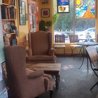 Review Crossroads Coffee & Ice Cream