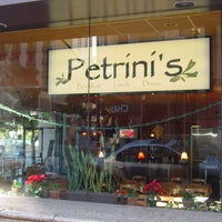 Foto diambil di Petrini&amp;#39;s Restaurant oleh Petrini&amp;#39;s Restaurant pada 3/10/2014