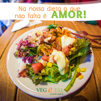 Foto scattata a Veg&amp;amp;Tal Cozinha Vegana da Veg&amp;amp;Tal Cozinha Vegana il 3/11/2014
