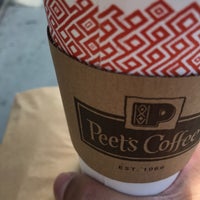 10/2/2016에 Dònskï A.님이 Peet&amp;#39;s Coffee &amp;amp; Tea에서 찍은 사진