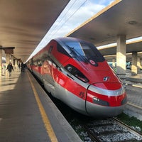 Foto scattata a Stazione Firenze Santa Maria Novella (ZMS) da Olenka M. il 1/13/2019