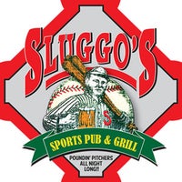3/12/2014 tarihinde Sluggo&amp;#39;s Sports Pub and Grillziyaretçi tarafından Sluggo&amp;#39;s Sports Pub and Grill'de çekilen fotoğraf