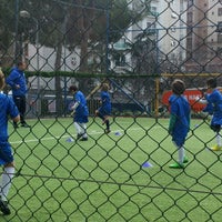 Foto diambil di Brazilian Soccer Schools - Brezilyalı Gibi Oyna oleh Cemre S. pada 1/10/2016